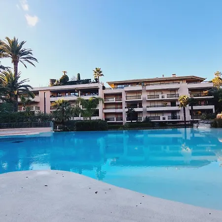 Conseil Immo -residence Avec Piscine, Avec Terrasse Pour 4 Personnes *